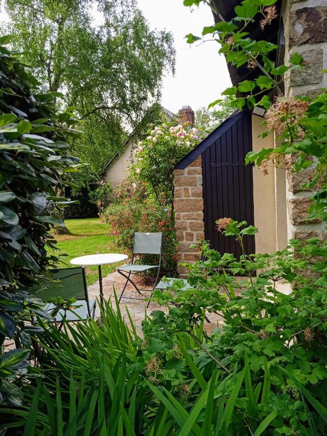 Cottage Sur Le Domaine Du Golf De La Bretesche Missillac Exterior foto